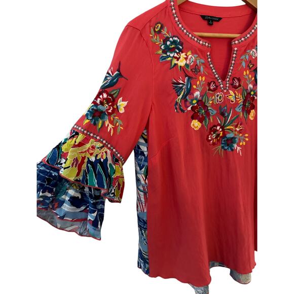 John Mark Floral Embroidered Split Neck Ruffled 3/4 Sleeve Tunic Red Size Small - Picture 7 of 10